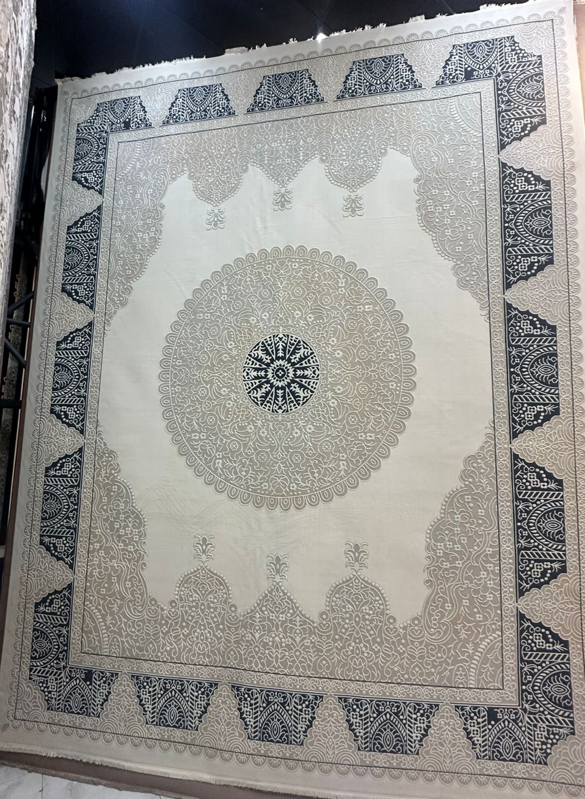 fe1b8750-ee59-476e-a7b6-50aeebc1fda0